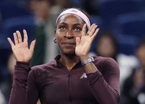 Coco Gauff avansează la Beijing: victorie în fața speranței chineze în vârstă de 16 ani + Momentul de turnură al meciului