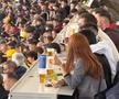 Suporteri fără ecusoane la masa presei de pe Arena Națională / FOTO: GSP.ro