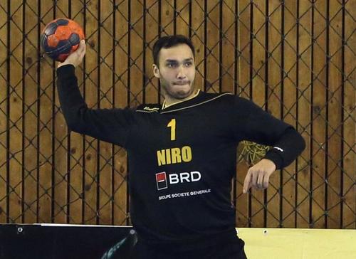 Ionuț Iancu a avut aseară 11 intervenții salutare în poartă FOTO sportpictures.eu