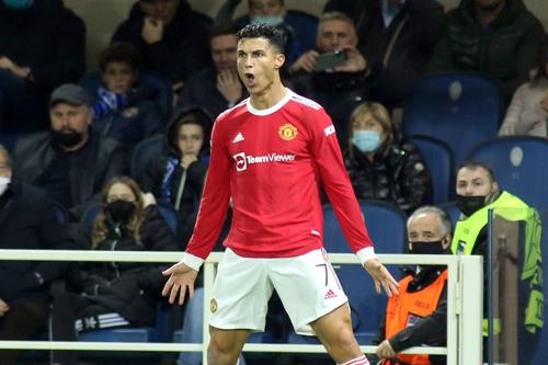 Manchester United - Manchester City, derby-ul rundei #11 din Premier League, se joacă sâmbătă, de la 14:30, pe „Old Trafford”.