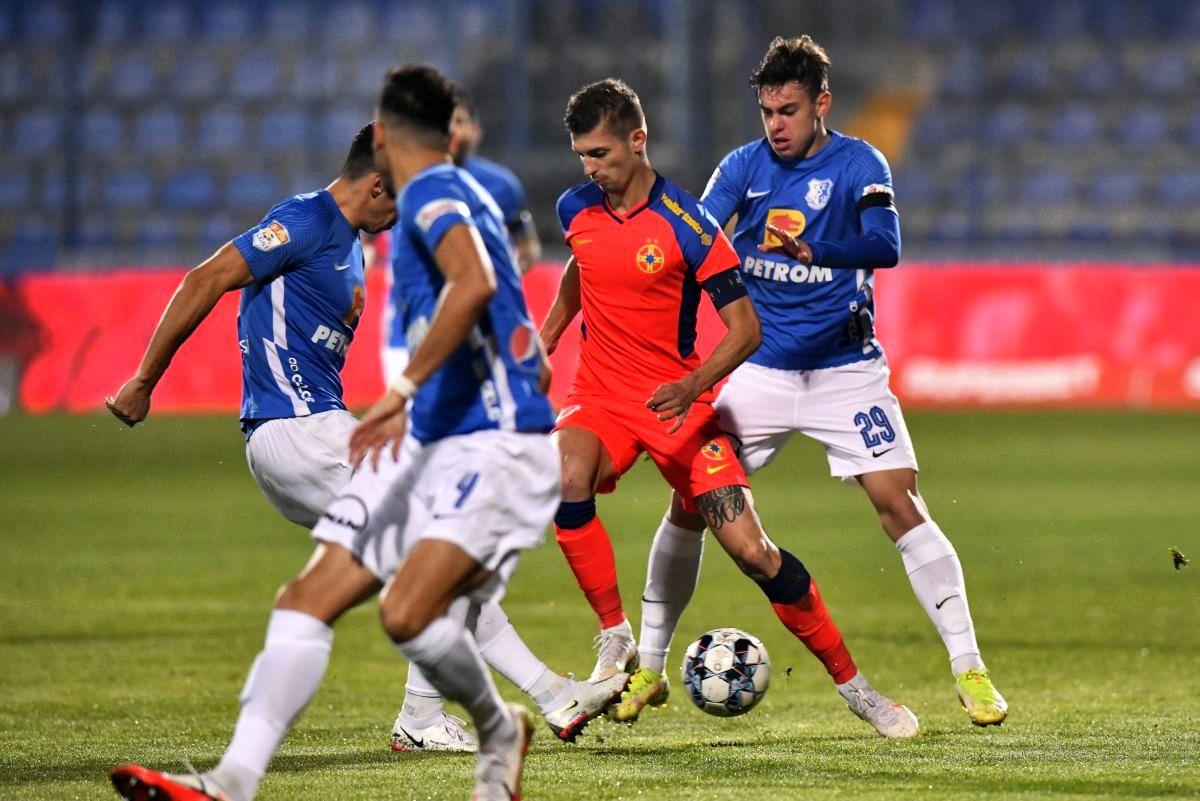 Trei vedete au luat nota 5! Performerii și cei mai slabi oameni din Farul - FCSB 0-1