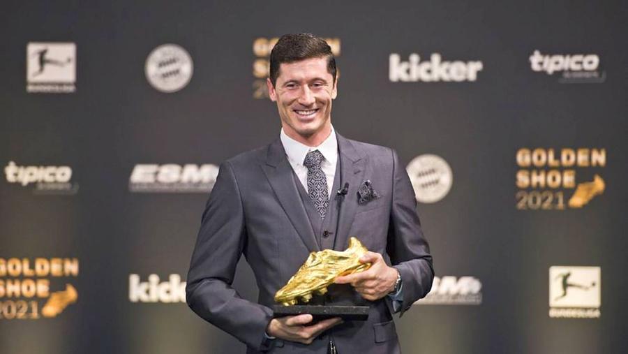 Lewandowski râvnește de mai mulți ani la Balonul de Aur, iar mai nou a arătat chiar o anumită nervozitate când i s-a dat de bănuit că trofeul ar putea să nu meargă la el Am un însă la Balonul de Aur