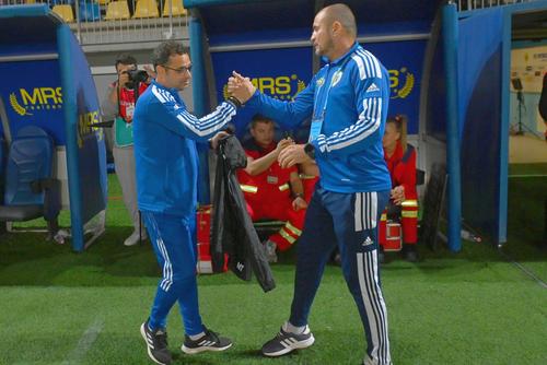 După 0-1 cu FC Voluntari, Valeriu Iftime, finanțatorul celor de la FC Botoșani, susține că nu-l va demite pe antrenorul Mihai Teja și că îl va lăsa pe acesta să-și decidă singur viitorul.