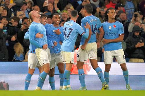 Bucuria jucătorilor lui Manchester City, după 2-1 cu Fulham / foto: Imago Images