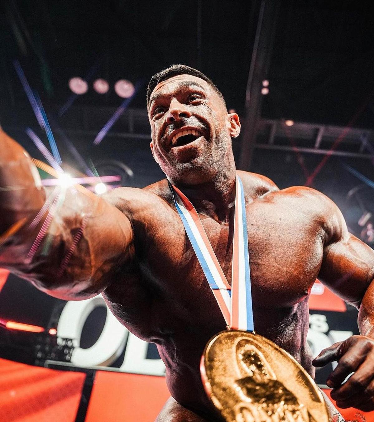 Un fost fotbalist a câștigat Mister Olympia