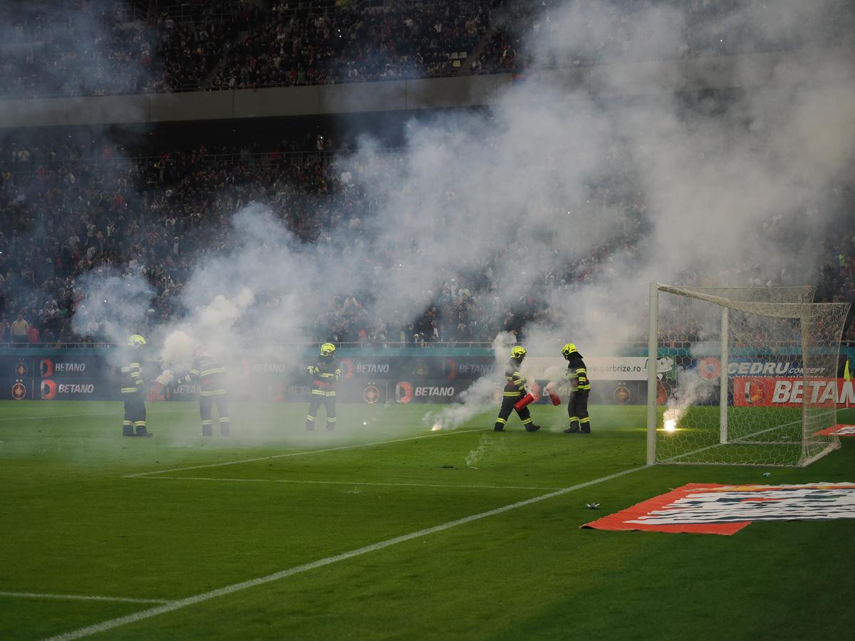 Cele mai spectaculoase imagini din FCSB - Rapid