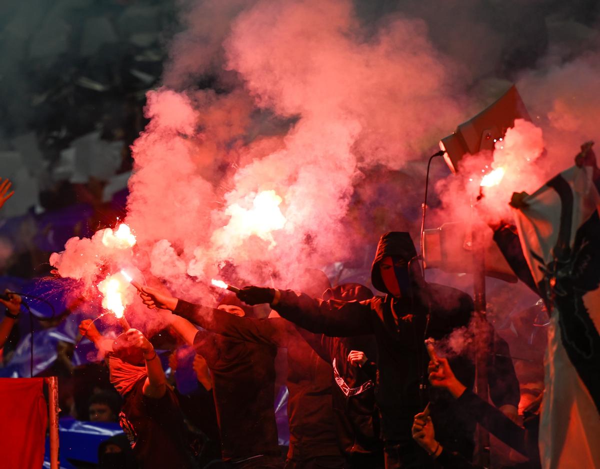 Florinel Coman, bombă cu ceas în vestiarul FCSB!? Încă un episod controversat: și-a sabotat un coleg! Pe cine a vrut să scoată din echipă