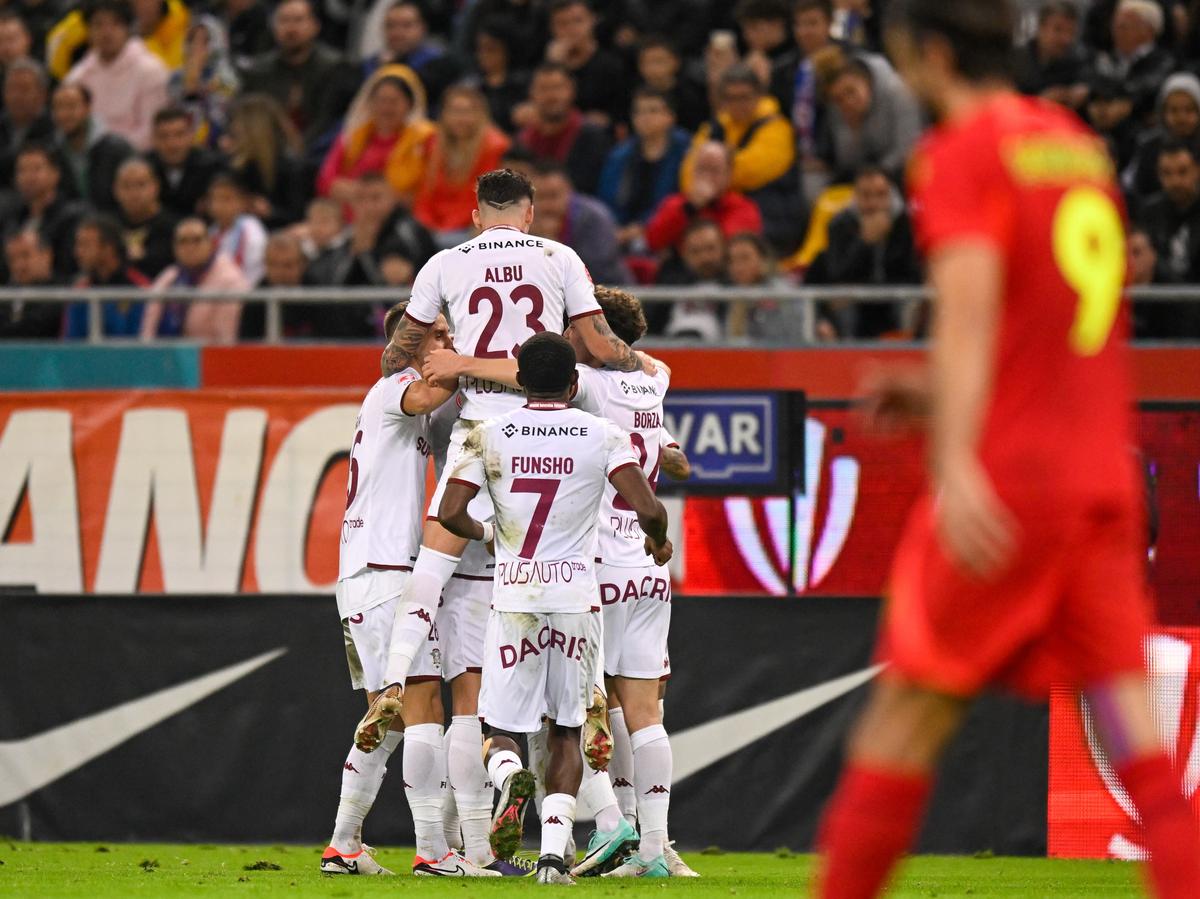 Cele mai spectaculoase imagini din FCSB - Rapid