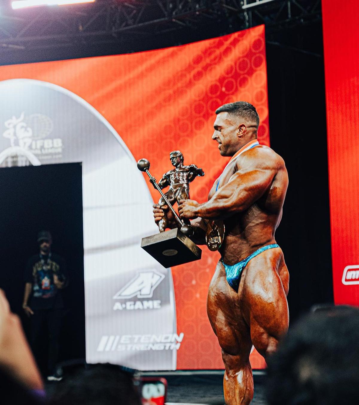 Un fost fotbalist a câștigat Mister Olympia