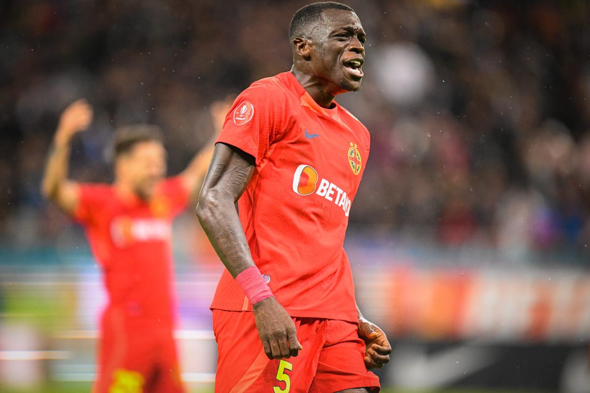 Rapid le-a făcut plângere penală, după derby-ul cu FCSB: „Incitare la ură”