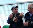 Fotbal la Lungulețu printre tone de varză! »„Am chemat «Uberul» ca să nu vin prin noroaie. Trage-i frâna de mână la cal”