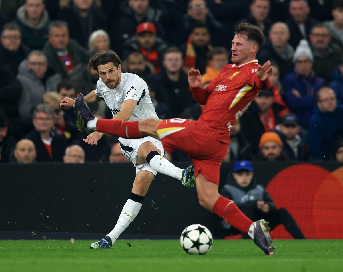 Liverpool - Bayer Leverkusen: echipa lui Arne Slot s-a transformat după pauză și a „demolat-o” pe campioana Germaniei