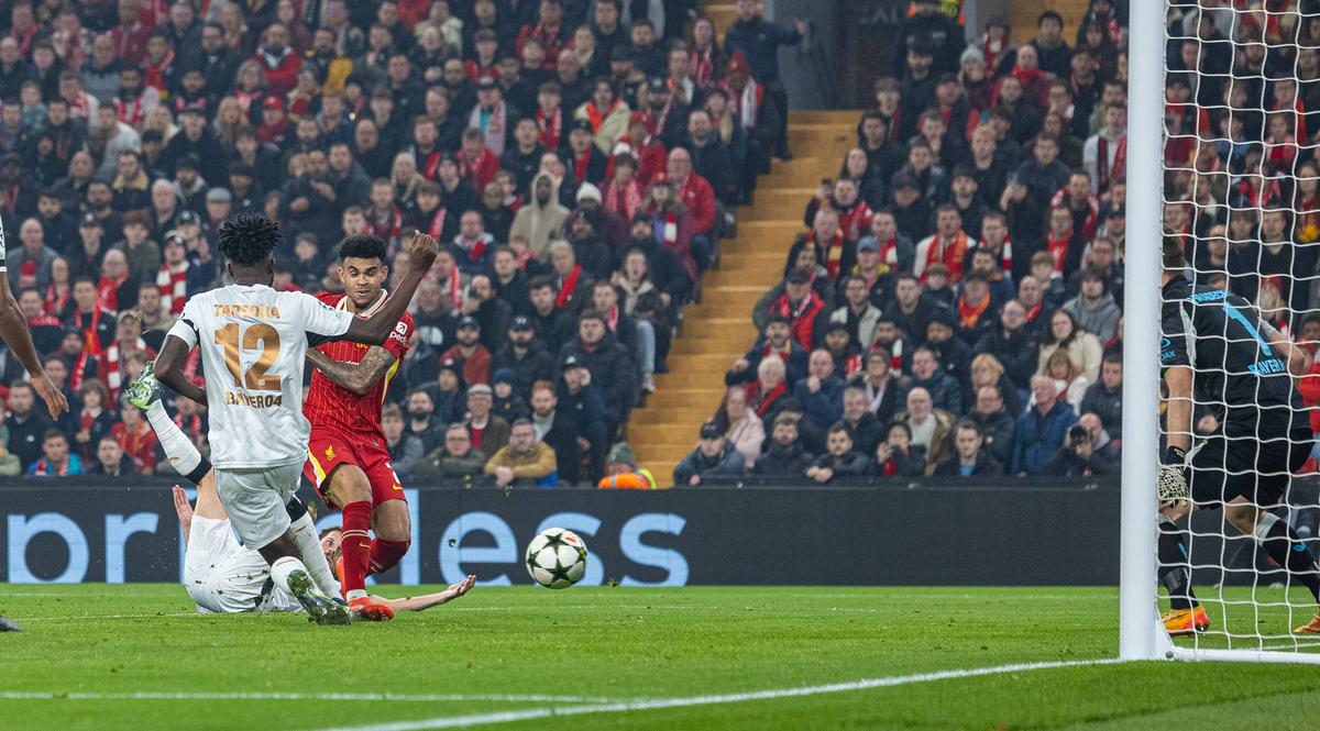 liverpool bayer 5 noiembrie 2025
