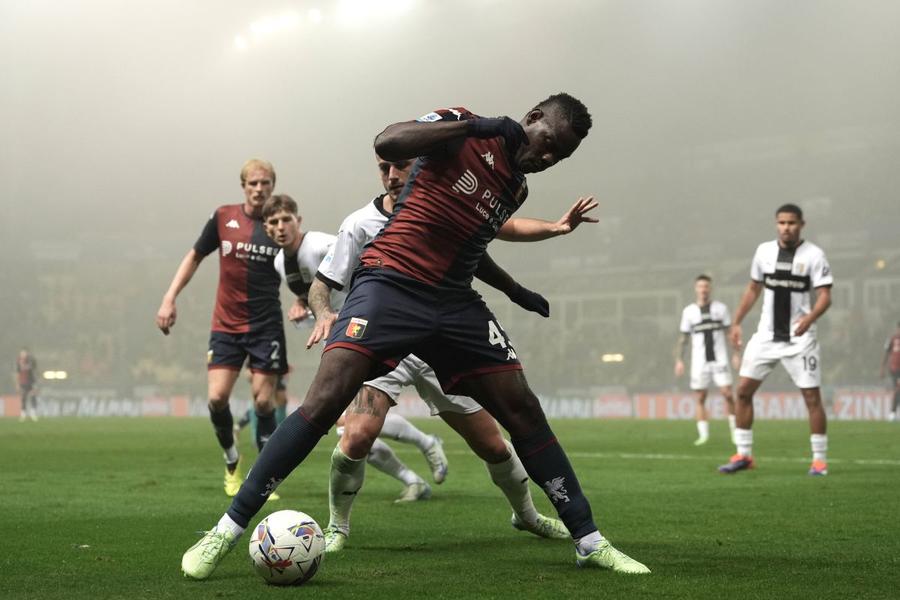 Mario Balotelli, la debutul în tricoul lui Genoa / Foto: Imago Campioana lui tata! Fiica lui Mario Balotelli și a modelului Raffaella Fico a luat aurul național la karate