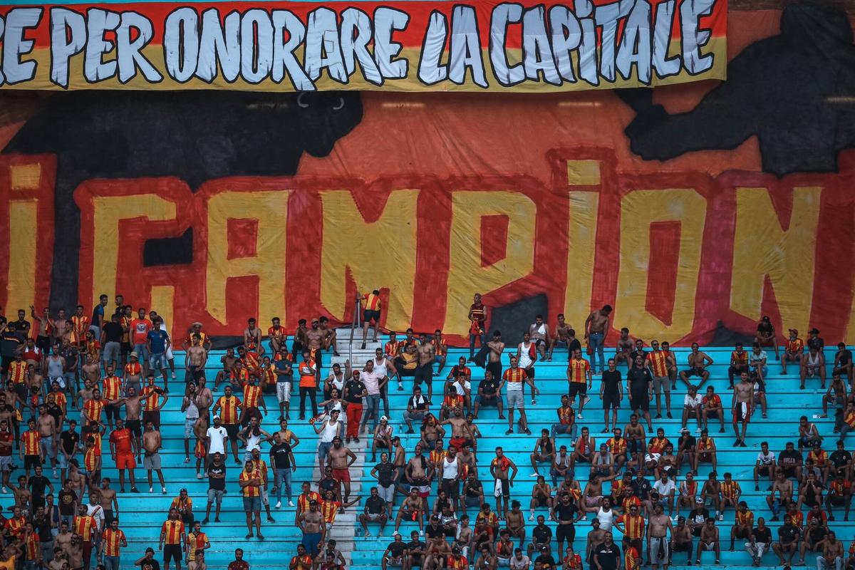 Laurențiu Reghecampf a semnat cu noua echipă! Tehnicianul român schimbă din nou continentul