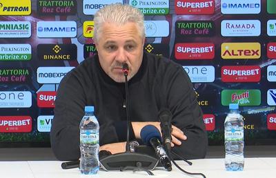 Nici lui Șumudică nu i-a venit să creadă ce le-a ieșit rapidiștilor: „Cred că e prima oară în cariera mea!”