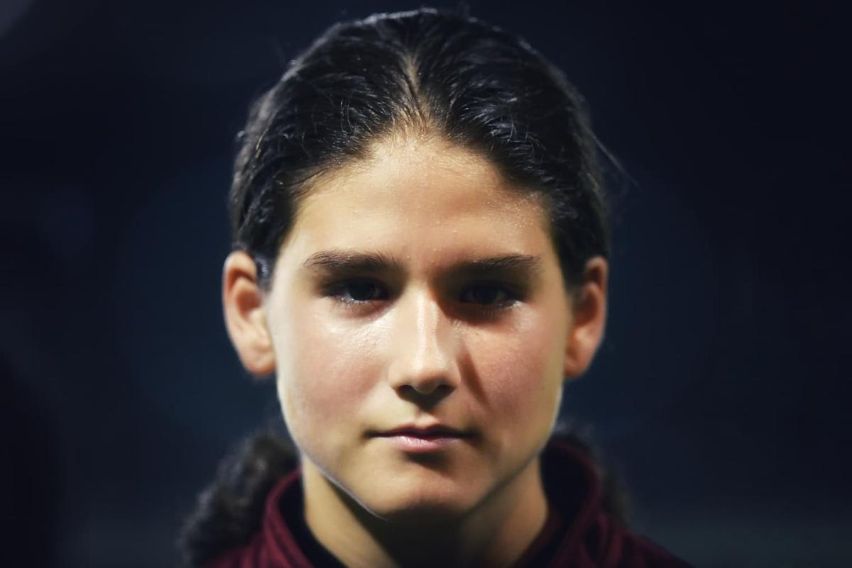 Taifunul Sonia » Are doar 12 ani, dar joacă la U19! Jucătoarea-fenomen pe care o are Rapid în curte: „Stâng, drept, are TOTUL!”