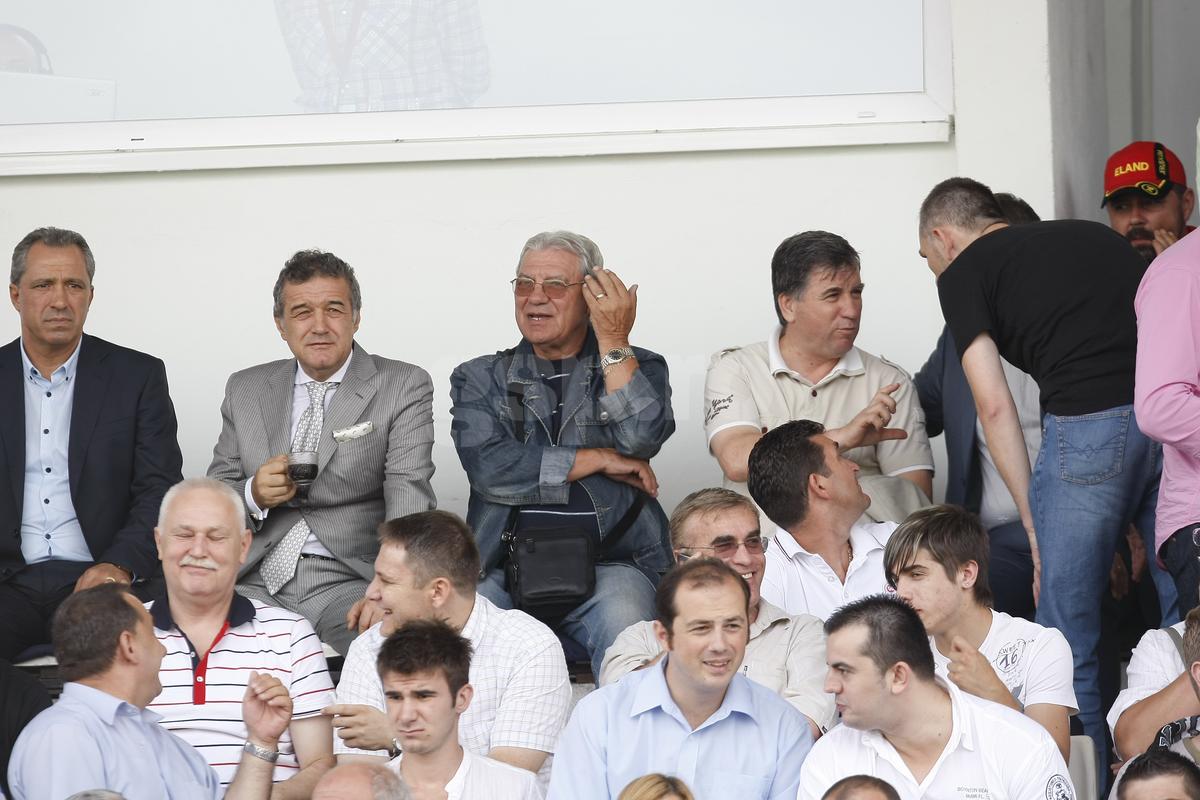 Unde și când va avea loc înmormântarea lui Emeric Ienei » Vineri, sicriul cu trupul neînsuflețit va fi depus la stadionul unde a scris istorie