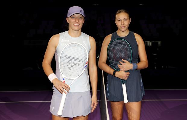 Amanda Anisimova a eliminat-o pe Iga Swiatek și e în semifinale la WTA Finals