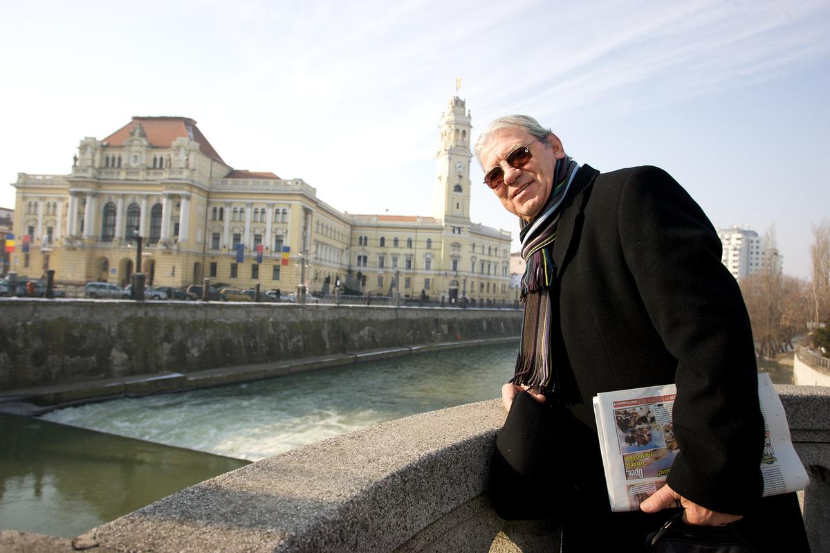 Unde și când va avea loc înmormântarea lui Emeric Ienei » Vineri, sicriul cu trupul neînsuflețit va fi depus la stadionul unde a scris istorie
