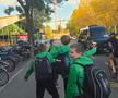 Jucătorii celor de la Basel vin la antrenament pe bicicletă + asaltați de copii pe trecerea de pietoni