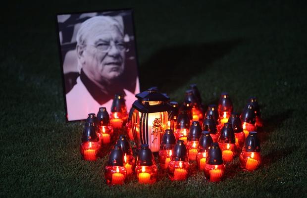 Unde și când va avea loc înmormântarea lui Emeric Ienei » Vineri, sicriul cu trupul neînsuflețit va fi depus la stadionul unde a scris istorie