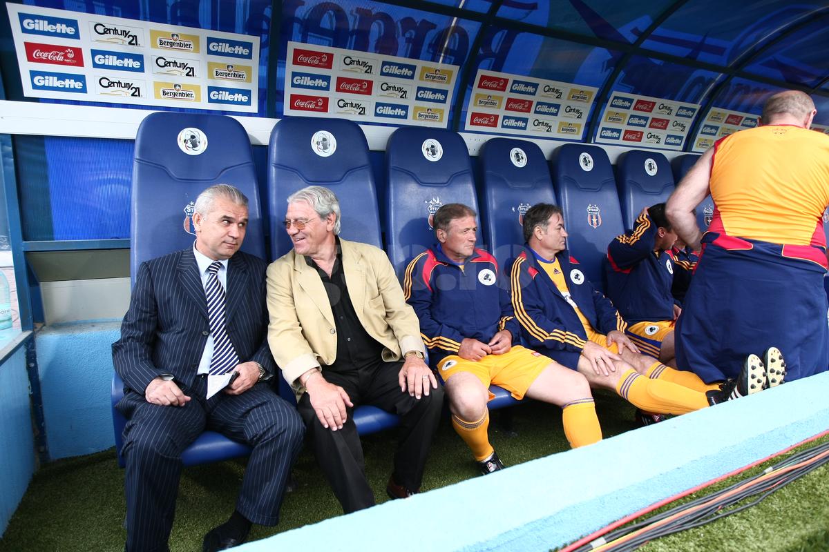 Unde și când va avea loc înmormântarea lui Emeric Ienei » Vineri, sicriul cu trupul neînsuflețit va fi depus la stadionul unde a scris istorie