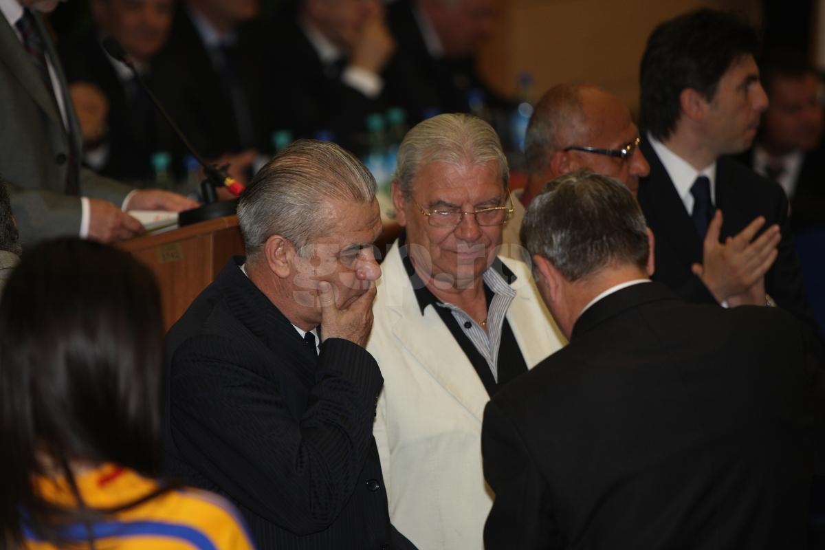 Unde și când va avea loc înmormântarea lui Emeric Ienei » Vineri, sicriul cu trupul neînsuflețit va fi depus la stadionul unde a scris istorie