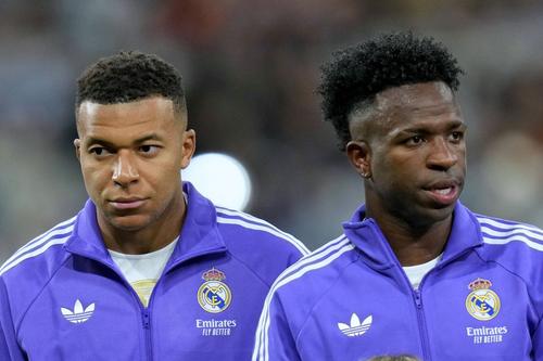Foștii mari fotbalilti Thierry Henry (48 de ani) și Gareth Bale (36), în prezent analiști TV, au criticat modul în care Vinicius și Kylian Mbappe s-au prezentat în Liverpool - Real Madrid, scor 1-0.