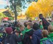 Jucătorii celor de la Basel vin la antrenament pe bicicletă + asaltați de copii pe trecerea de pietoni
