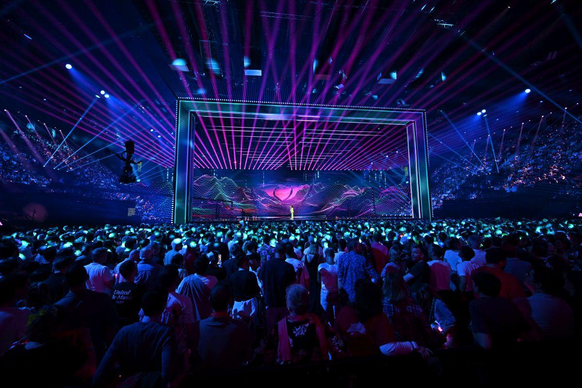 Exact cum ar trebui să fie! Polivalenta din Basel, arena care nu se odihnește niciodată » Turnee finale, concerte și mai nou Eurovision: iată cum arată în interior
