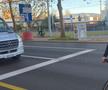 Jucătorii celor de la Basel vin la antrenament pe bicicletă + asaltați de copii pe trecerea de pietoni