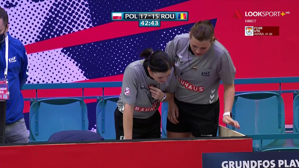FOTO Momentul care a decis calificarea în faza următoare a Campionatului European: arbitrele daneze au apelat la VAR