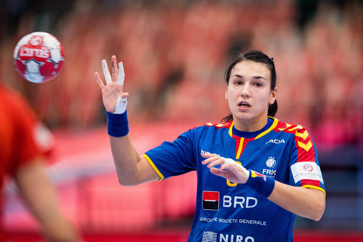 România - Polonia 28-24. VIDEO + FOTO Repriză MAGICĂ a „tricolorelor”! România s-a calificat în faza grupelor principale