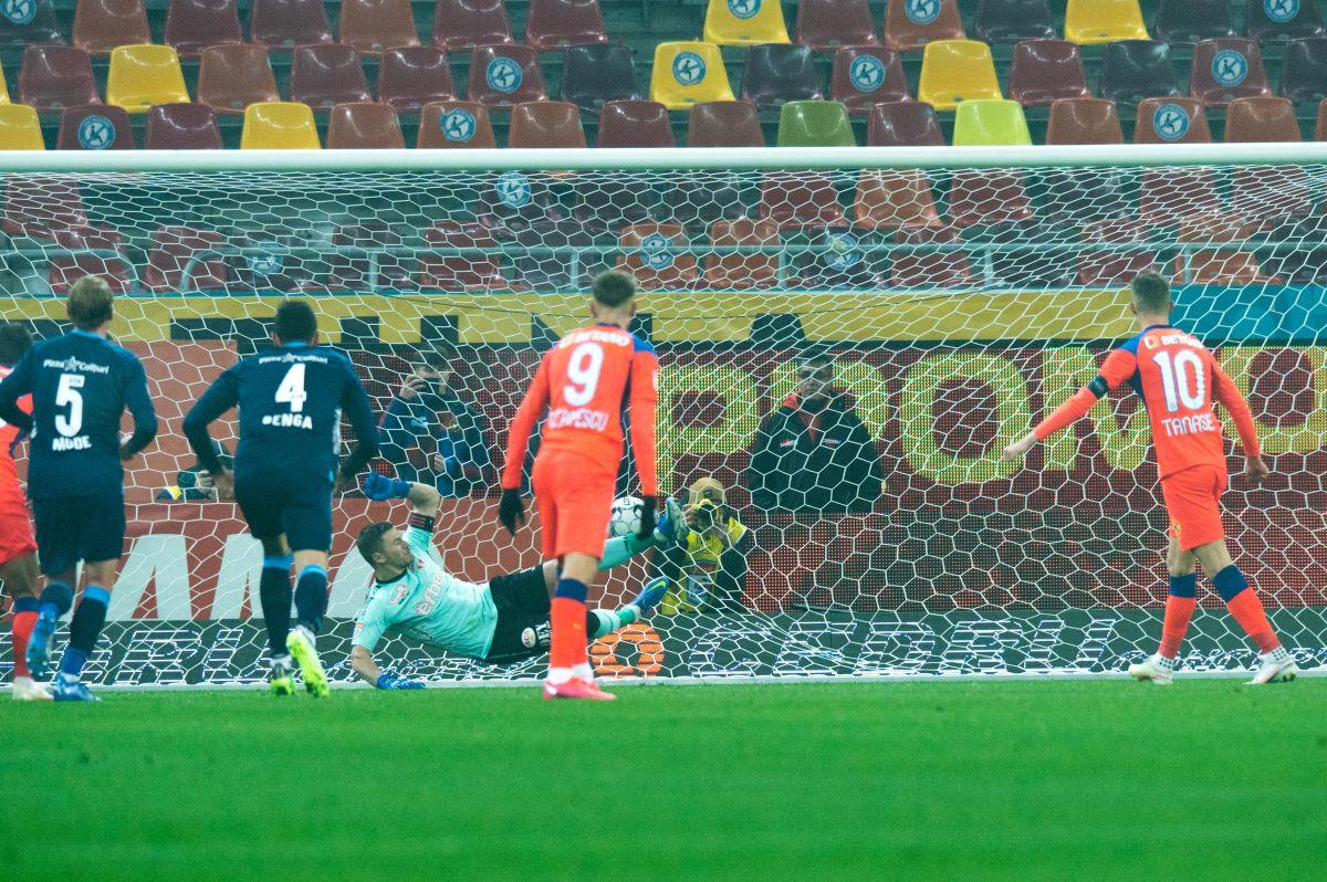 Florin Tănase aplaudă decizia arbitrului: „Penalty clar, s-a auzit contactul la 20 de metri distanță!”