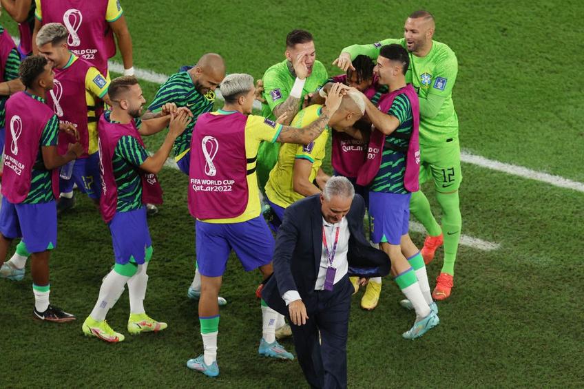 Roy Keane (51 de ani), legenda lui Manchester United, nu a fost de acord cu dansul sud-americanilor de după goluri.