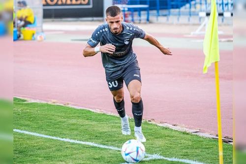 Vlad Dragomir este dorit de Adrian Mutu la Rapid // sursă foto: Instagram @ vlad.dragomir