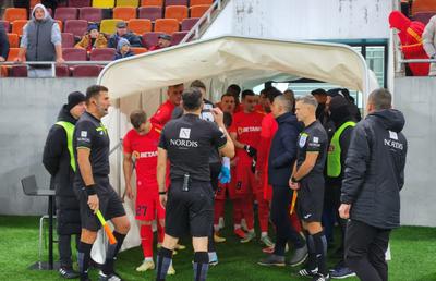 Start întârziat în FCSB - CS Mioveni! De ce au protestat oaspeții » „O rușine!”