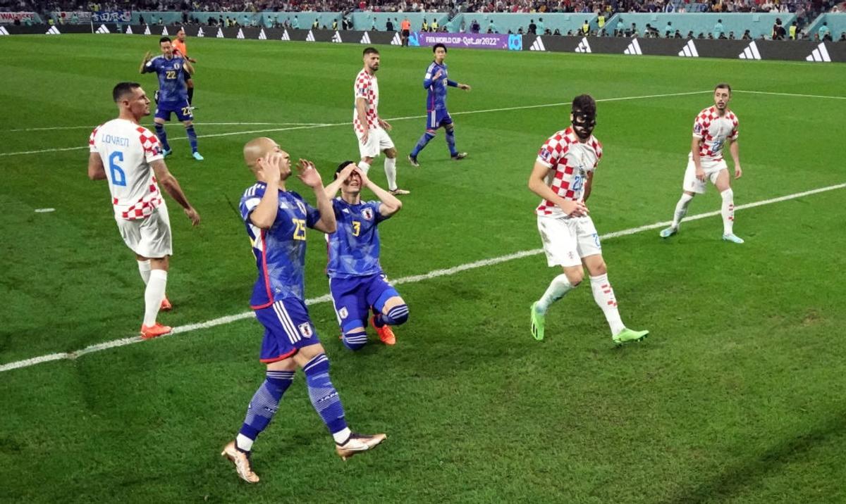Duckadamović! Croația se califică dramatic în „sferturile” Campionatului Mondial » Portarul a făcut minuni la penalty-uri contra Japoniei