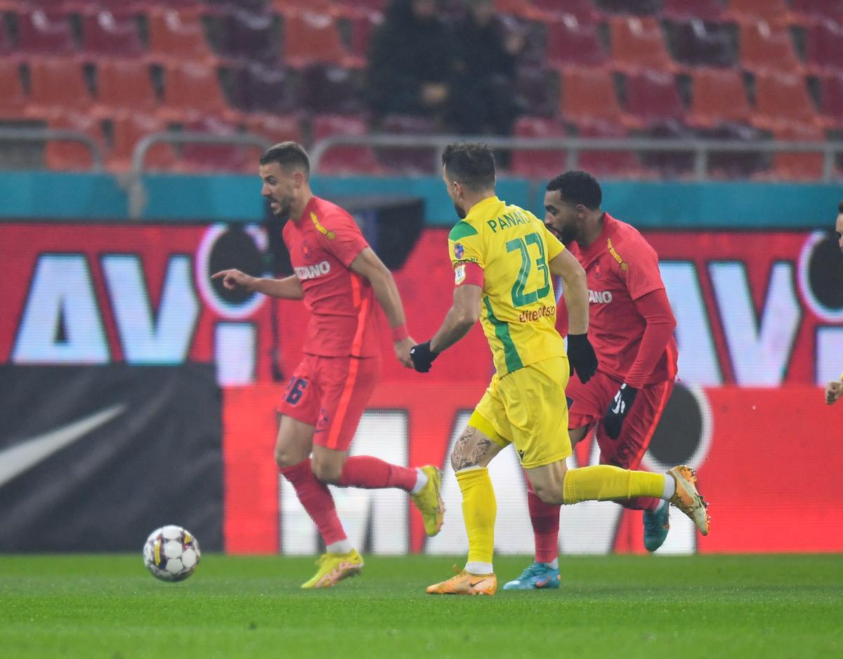 Mihai Pintilii explică ce s-a întâmplat cu Oaidă: „Îmi pare rău pentru el” » Concluziile după FCSB - CS Mioveni