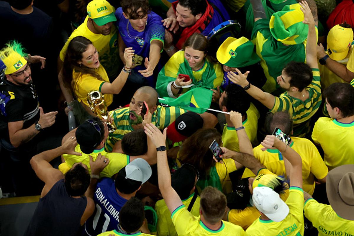Dansul brazilienilor de la Mondial l-a scos din sărite pe un fotbalist legendar: „Lipsit de respect! Parcă m-aș uita la «Dansez pentru tine»”