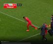 Stupoare pe teren, în FCSB - CS Mioveni » Schimbare la roș-albaștri după 24 de minute: „Antrenorul Gigi Becali a fost inspirat”