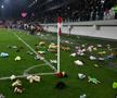 „A plouat” cu jucării de pluș la Sepsi - Dinamo! GSP.ro are detaliile gestului care i-a surprins pe fotbaliști