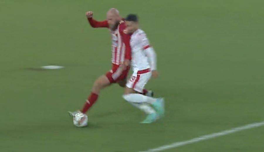 Un fost arbitru e de părere că Dinamo a fost dezavantajată în două faze decisive cu Sepsi