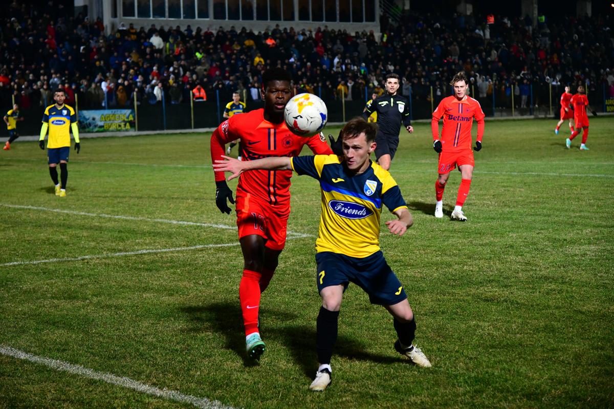 Agricola Borcea - FCSB 1-2, în Cupa României Betano » La limită: rezervelor campioanei nu le-a fost ușor în Călărași. Burlacu a intrat în istoria comunei