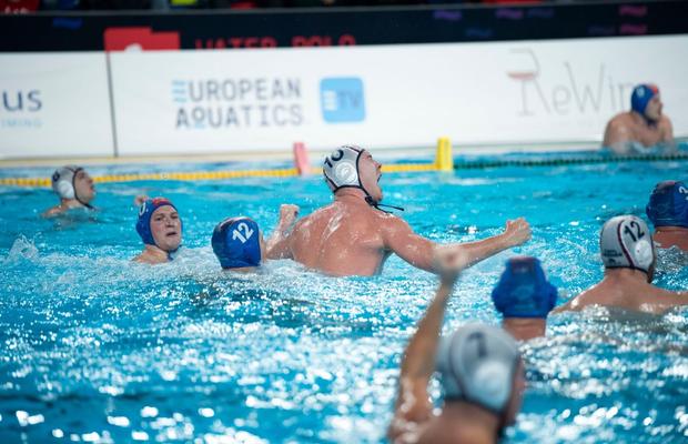 CSM Oradea, prima echipă din România care ajunge în Top 8 în Liga Campionilor la polo, după ce a bătut-o pe Steaua: „Cea mai mare performanță din istoria clubului”