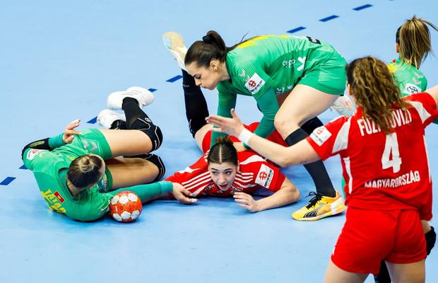 Ungaria a făcut un pas mare spre semifinalele Campionatului European de handbal feminin