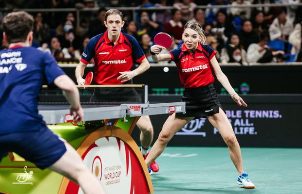 România a obținut victorii pe bandă rulantă la Cupa Mondială pentru Echipe Mixte » Bernadette Szocs este lidera tricolorilor