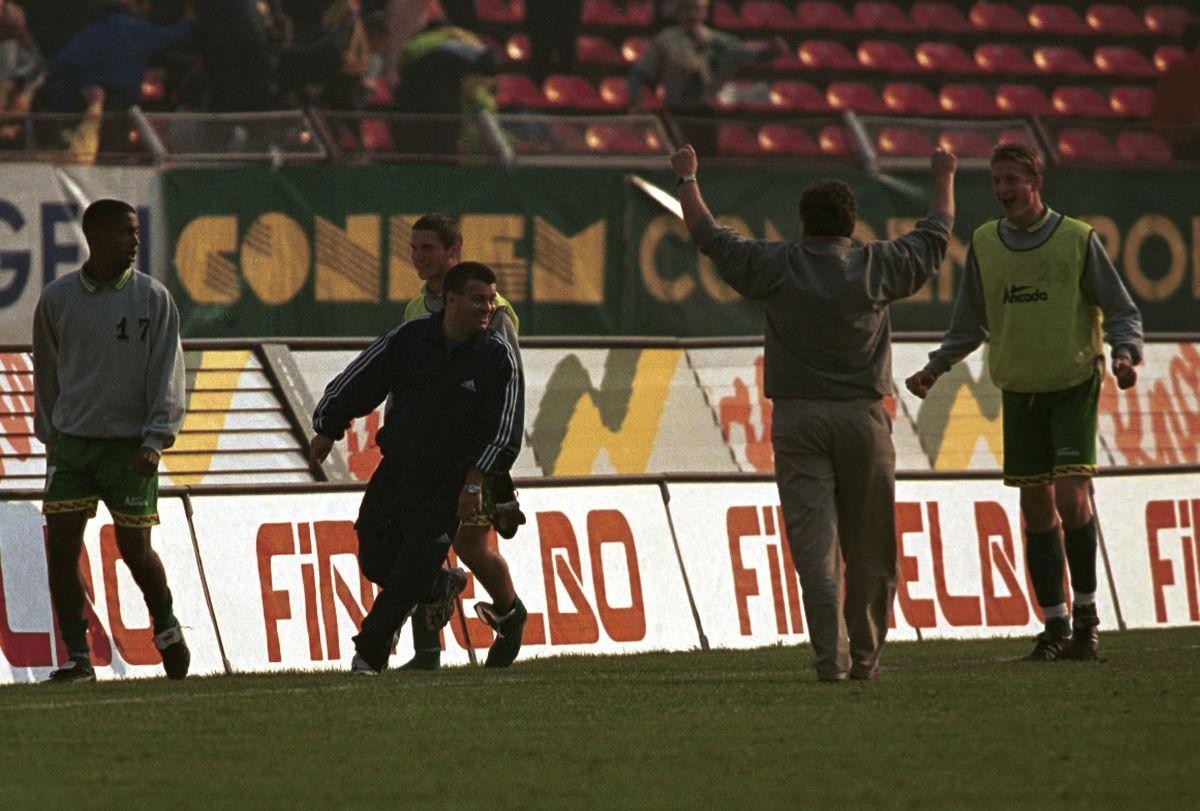Titularul din Dinamo - Foresta 4-5 a ajuns instalator de gaze: „Am lucrat și la stația de betoane” » Apariție în premieră după 25 de ani: „După meci, ne-au luat la antidrog”