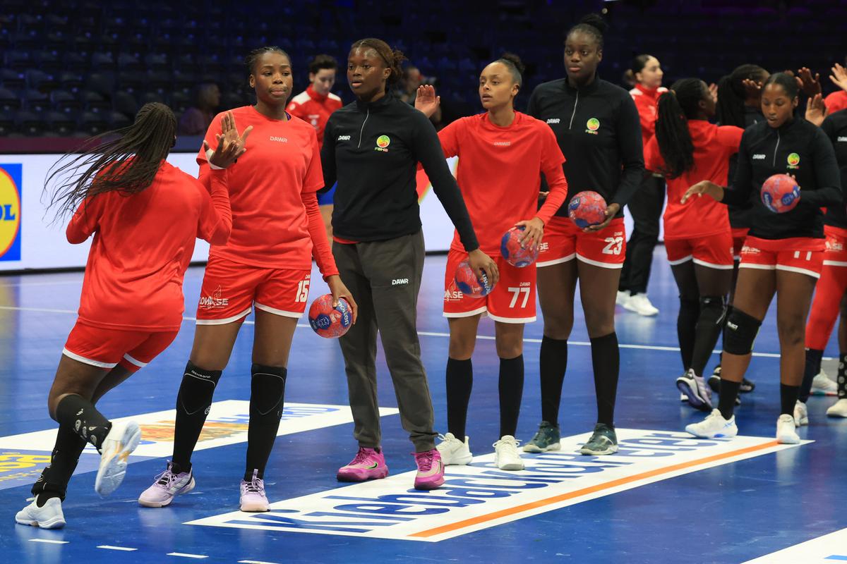 Imagini de la încălzirea meciului România - Senegal